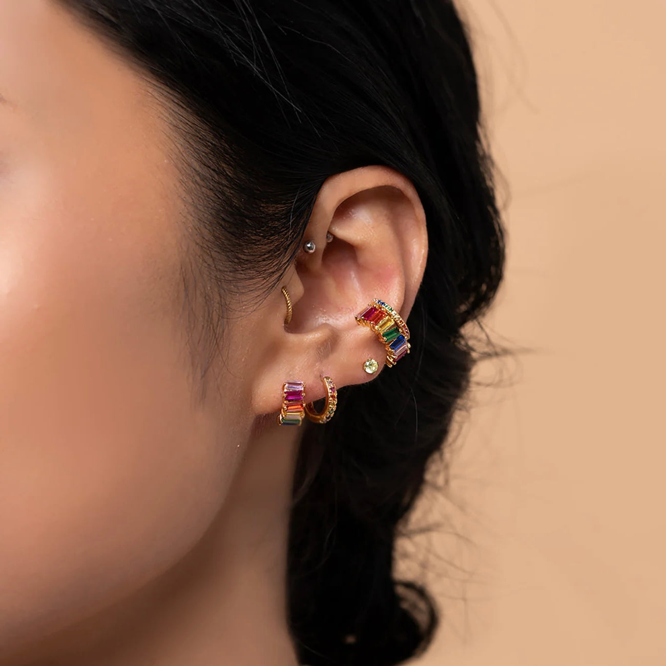 ARITOS RAINBOW CIRCON BAÑADAS EN ORO 13MM