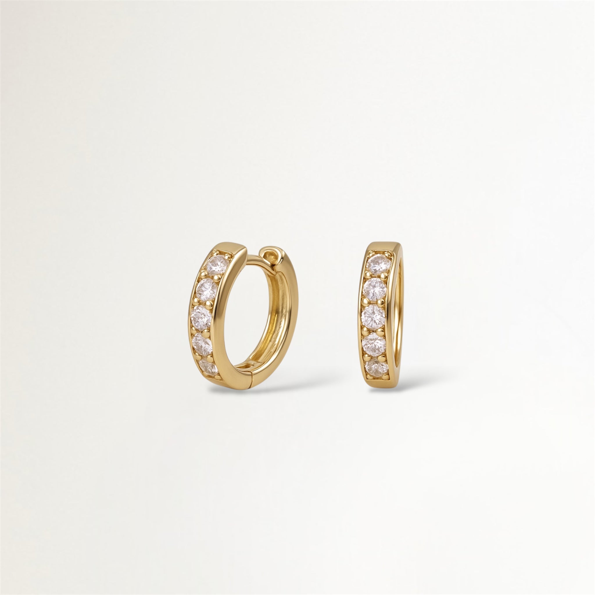 ARGOLLAS DORADAS CON CIRCONES INCRUSTADOS