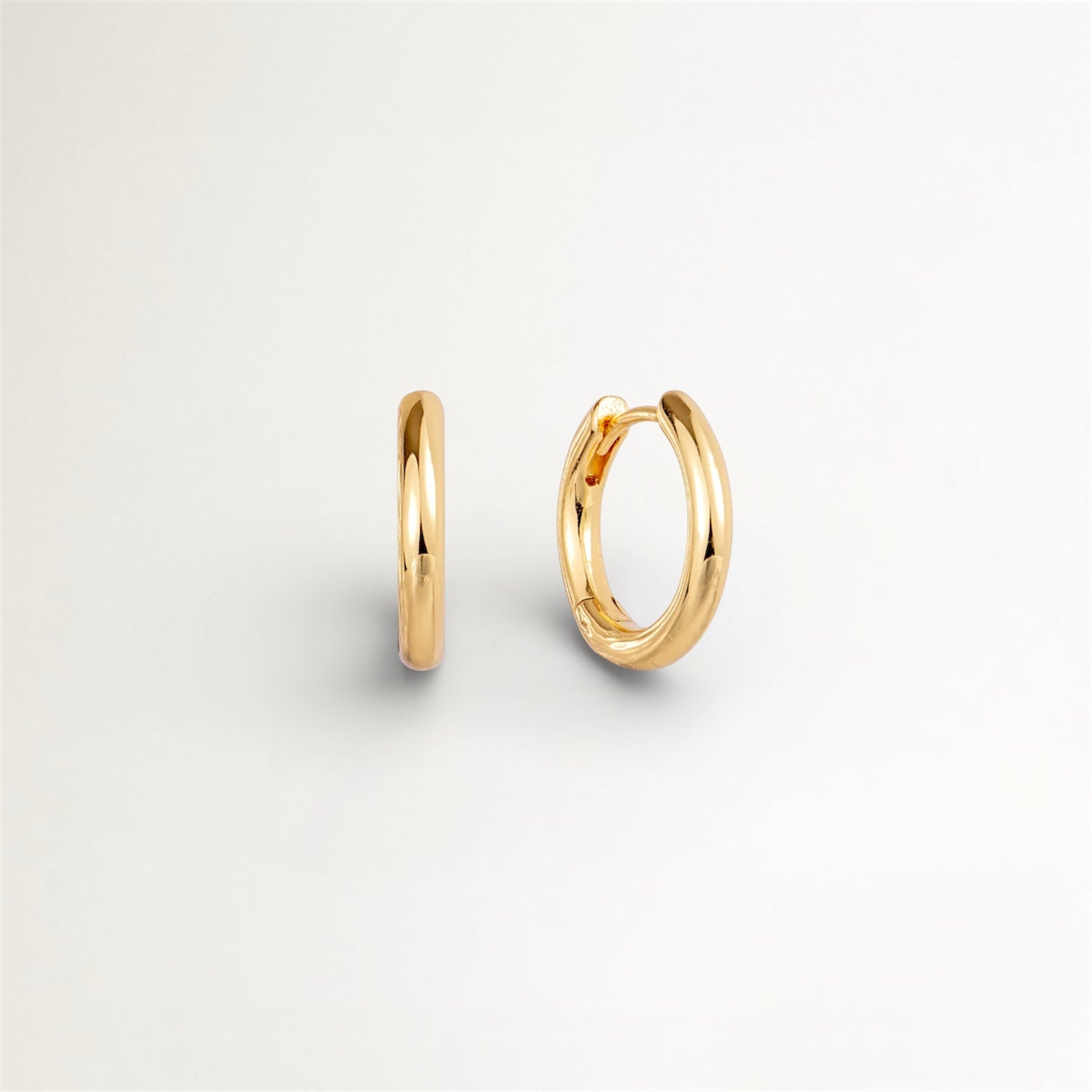 ARITOS LISAS BAÑADAS EN ORO 9MM