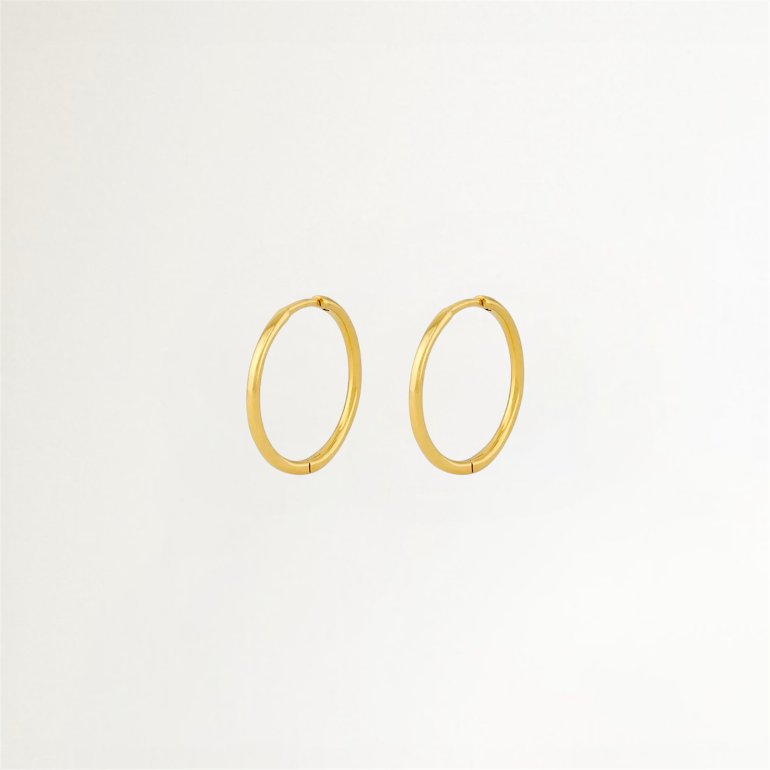 ARITOS LISAS BAÑADAS EN ORO 13MM